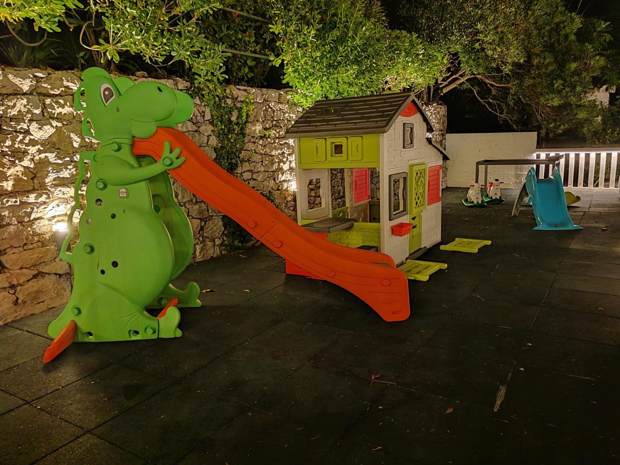 הרצג-נובי Hotel Vila Hedonija מראה חיצוני תמונה